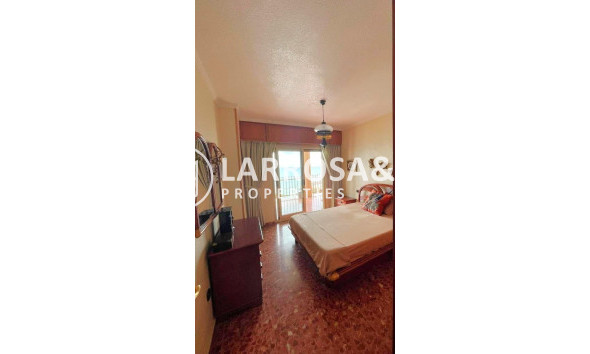 Herverkoop - Apartment - Torrevieja - Estacion de autobuses