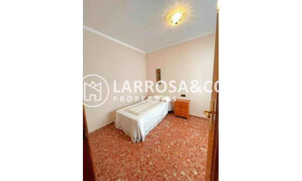 Herverkoop - Apartment - Torrevieja - Estacion de autobuses