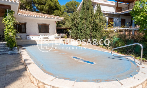 Resale - Detached House/Villa - Dehesa de Campoamor - Costa Blanca