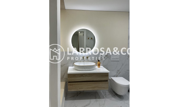 Resale - Apartment - Torrevieja - Costa Blanca