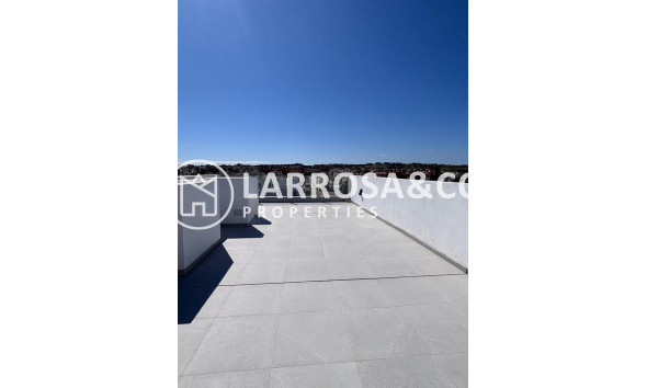 Resale - Detached House/Villa - Villamartín - Costa Blanca