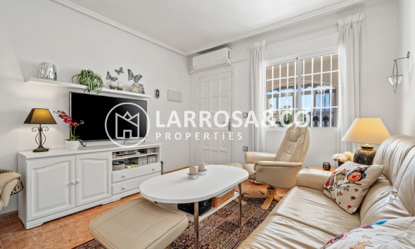 Resale - Semi-detached house - La Marina - Costa Blanca