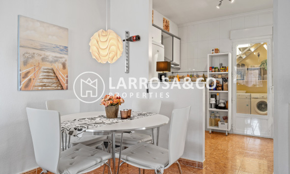 Resale - Semi-detached house - La Marina - Costa Blanca