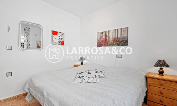 Resale - Semi-detached house - La Marina - Costa Blanca