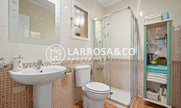 Resale - Semi-detached house - La Marina - Costa Blanca