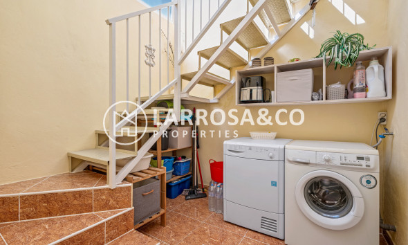 Resale - Semi-detached house - La Marina - Costa Blanca