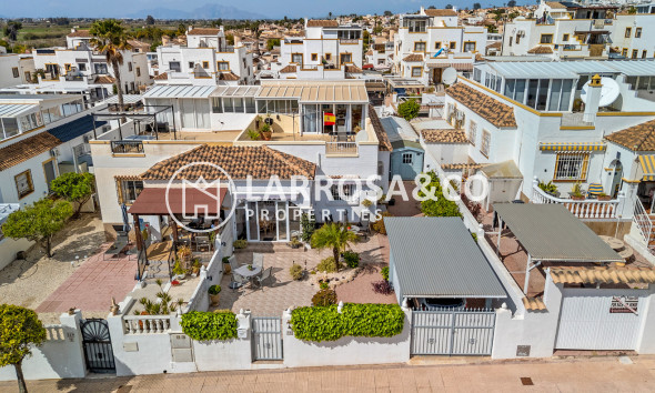 Resale - Semi-detached house - La Marina - Costa Blanca