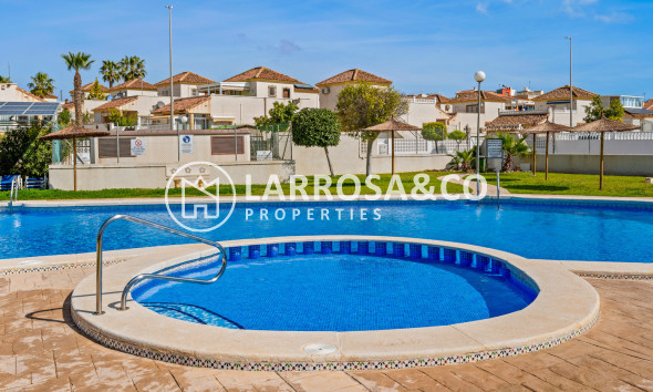 Resale - Semi-detached house - La Marina - Costa Blanca