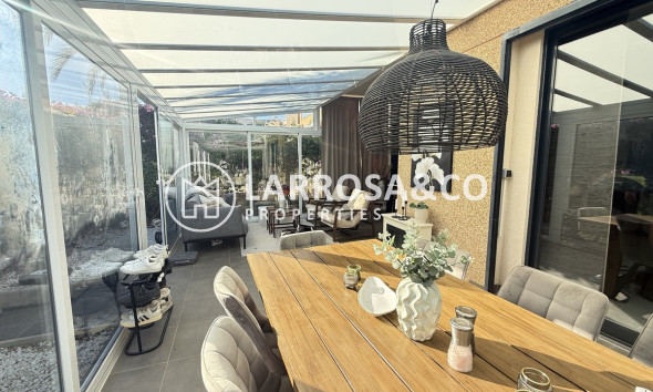 Resale - Detached House/Villa - La Zenia - Costa Blanca