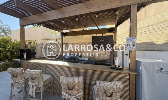 Resale - Detached House/Villa - La Zenia - Costa Blanca