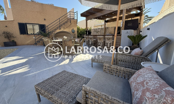 Resale - Detached House/Villa - La Zenia - Costa Blanca