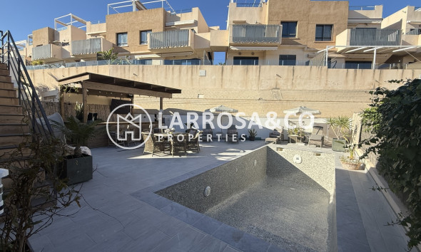 Resale - Detached House/Villa - La Zenia - Costa Blanca