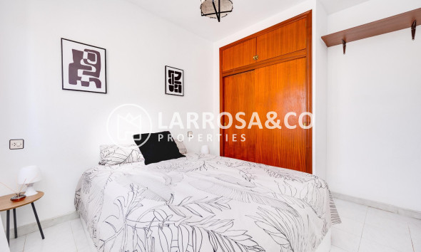 Herverkoop - Semi-detached house - Torrevieja - Nueva Torrevieja