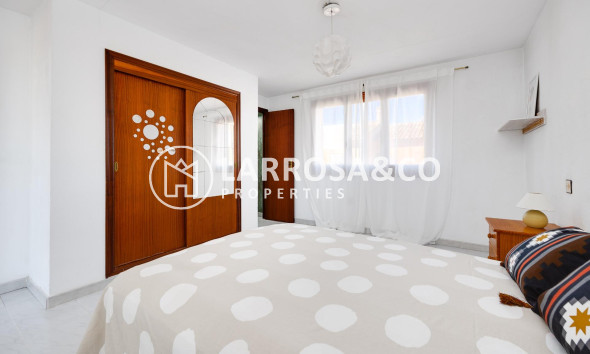 Herverkoop - Semi-detached house - Torrevieja - Nueva Torrevieja