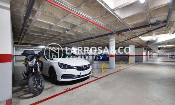 Herverkoop - Apartment - Torrevieja - Centro