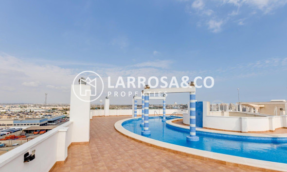 Herverkoop - Apartment - Torrevieja - Centro