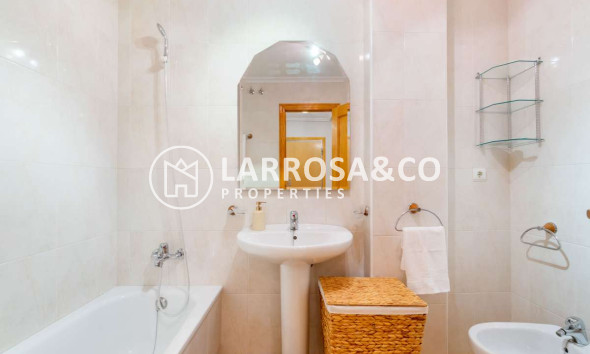 Resale - Apartment - Torrevieja - Costa Blanca