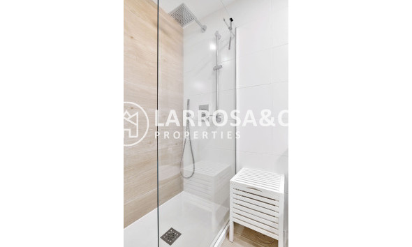 Resale - Apartment - Orihuela costa - Costa Blanca