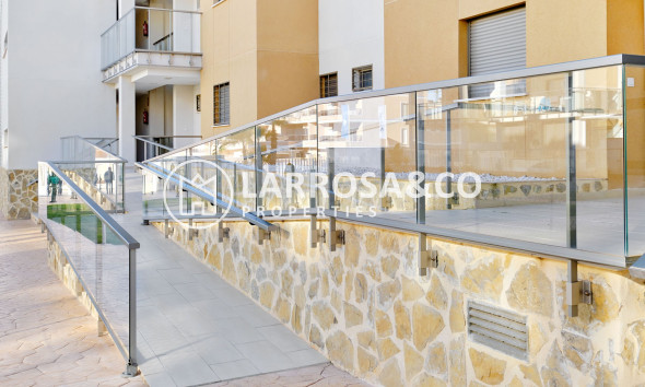 Resale - Apartment - Orihuela costa - Costa Blanca