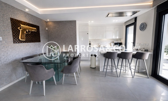 Reventa - Chalet - Los Balcones - Costa Blanca