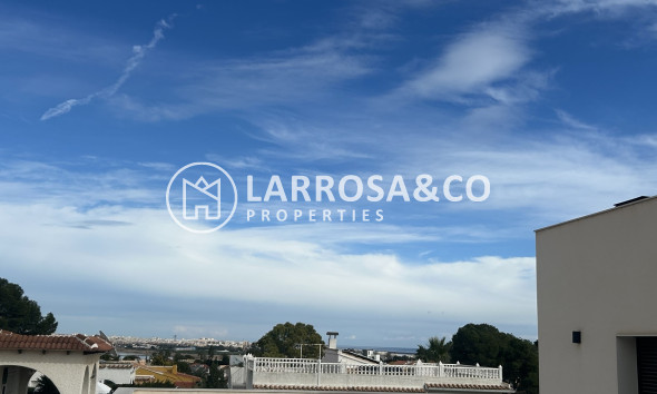 Reventa - Chalet - Los Balcones - Costa Blanca