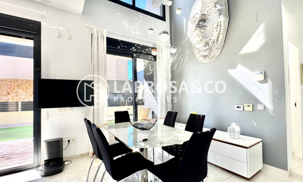 Resale - Detached House/Villa - Orihuela costa - Lomas de Cabo Roig