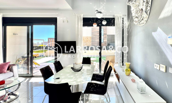 Resale - Detached House/Villa - Orihuela costa - Lomas de Cabo Roig