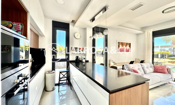 Resale - Detached House/Villa - Orihuela costa - Lomas de Cabo Roig