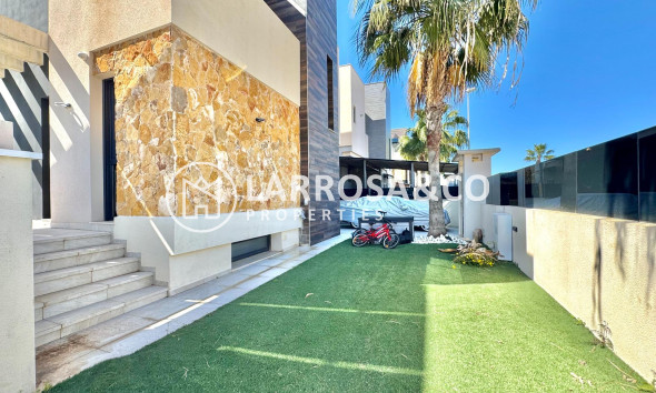 Resale - Detached House/Villa - Orihuela costa - Lomas de Cabo Roig