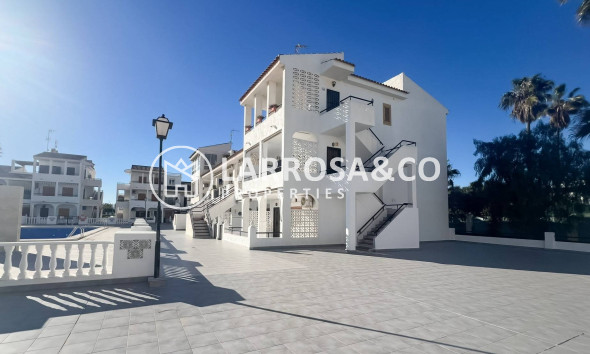 Resale - Bungalow - Torrevieja - Los Frutales
