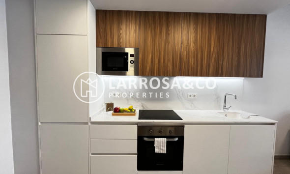 Resale - Apartment - Torrevieja - Playa de El Cura