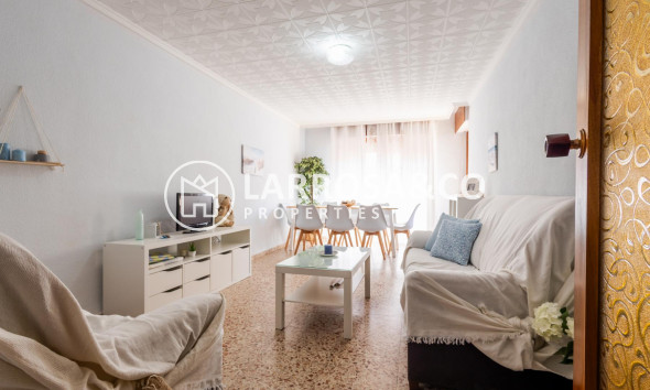Resale - Apartment - Torrevieja - Playa de los Naufragos