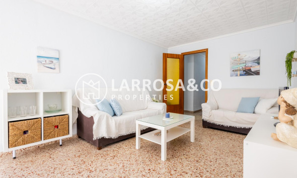 Resale - Apartment - Torrevieja - Playa de los Naufragos