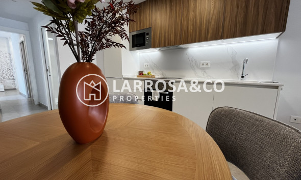 Resale - Apartment - Torrevieja - Playa de El Cura