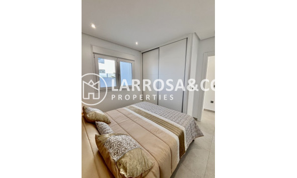 Resale - Detached House/Villa - Benijofar - Costa Blanca