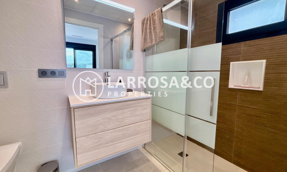 Resale - Detached House/Villa - Benijofar - Pueblo 4