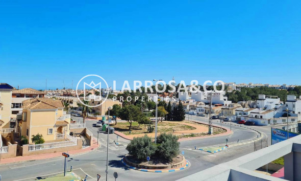 Herverkoop - Penthouse  - Villamartín - Costa Blanca
