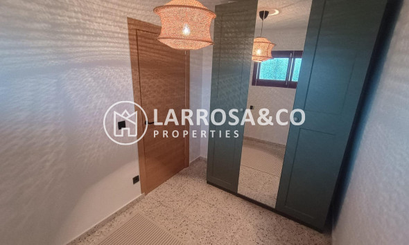 Вторичный рынок - Квартира - Гуардамар дель Сегура - Urbanizaciones