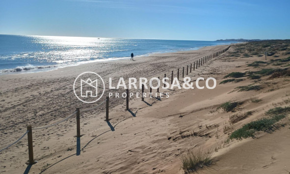 Вторичный рынок - Квартира - Гуардамар дель Сегура - Urbanizaciones