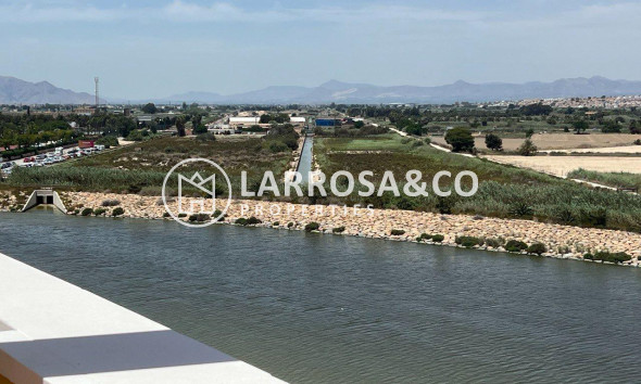 Reventa - Atico - Guardamar del Segura - puerto deportivo