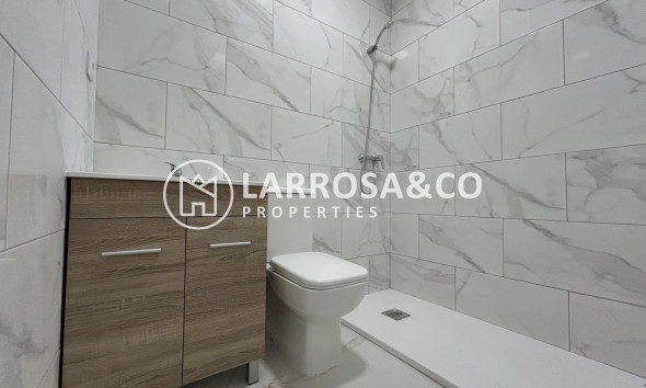 Resale - Apartment - 2778 - San Miguel de Salinas