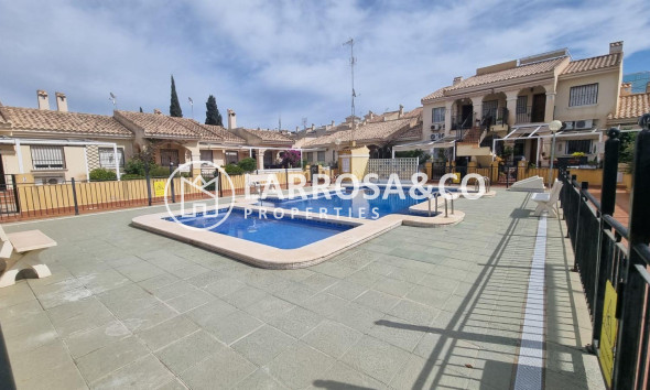A Vendre - Semi-detached house - Guardamar del Segura - Urbanizaciones