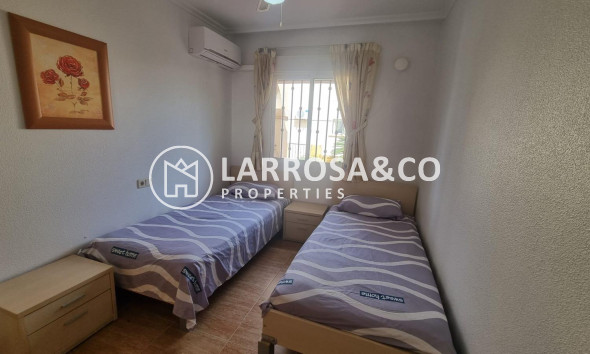 A Vendre - Semi-detached house - Guardamar del Segura - Urbanizaciones