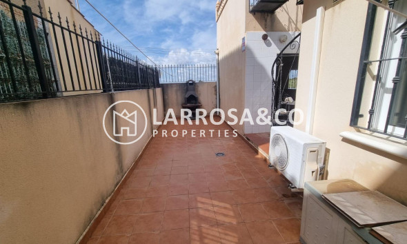 A Vendre - Semi-detached house - Guardamar del Segura - Urbanizaciones