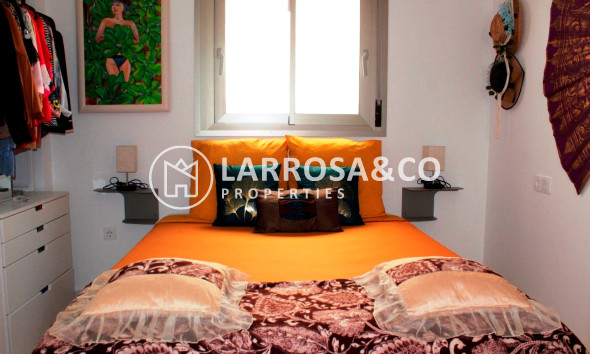 Reventa - Apartamento - Villamartín - Costa Blanca