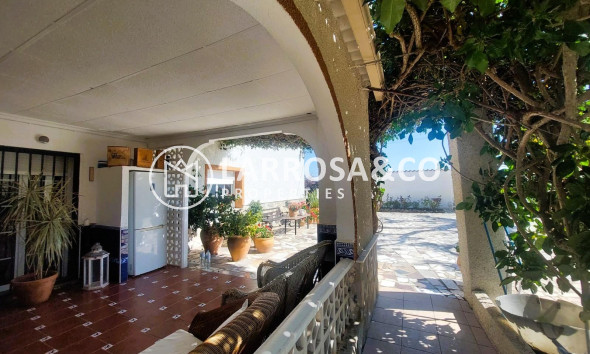 Resale - Finca - La Marina - Costa Blanca