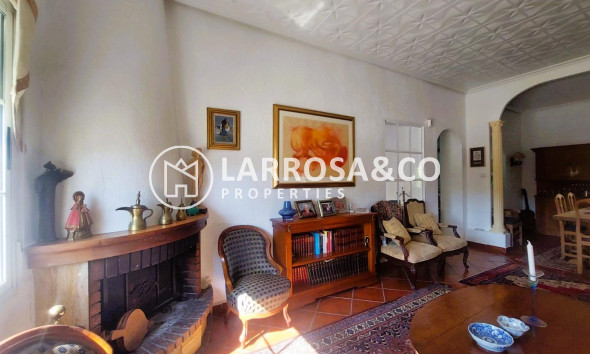 Resale - Finca - La Marina - Costa Blanca