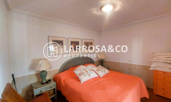 Resale - Finca - La Marina - Costa Blanca