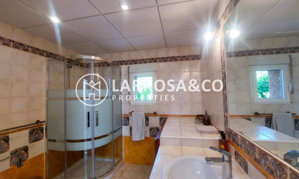 Resale - Finca - La Marina - Costa Blanca