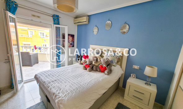 Herverkoop - Villa - Villamartín - Costa Blanca